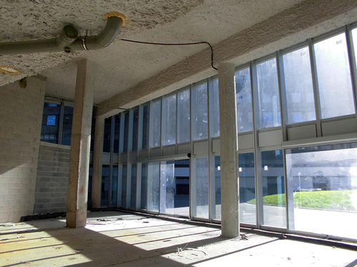 Oficina en torres Izosaki Denark